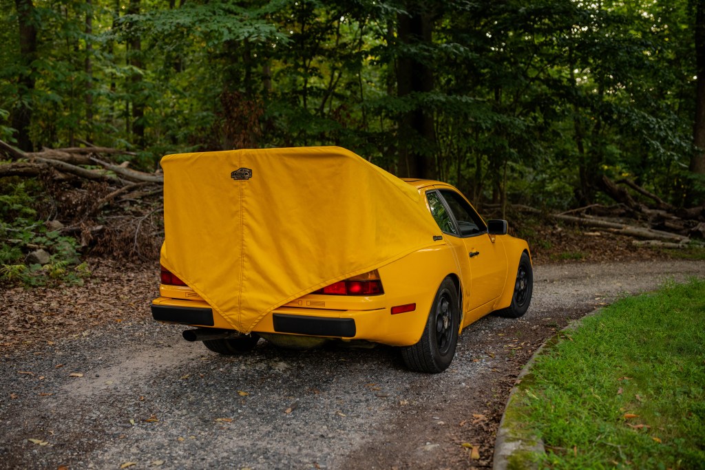 Porsche 944 Hatch Tent